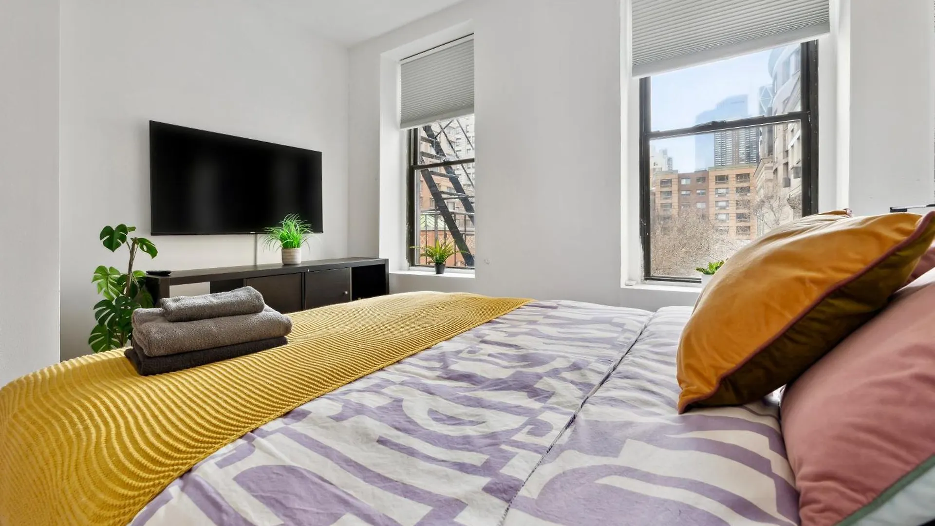 Контакты 2 Bd Central Apt Next To Diamond District
